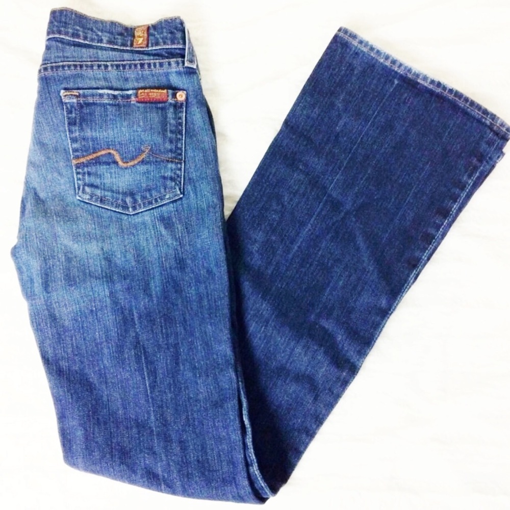 7FAM Jeans Boot Cut Dark Wash Size 26